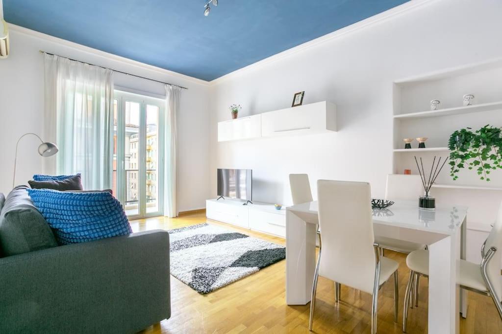 Apartment Blue Window In The Center Of *